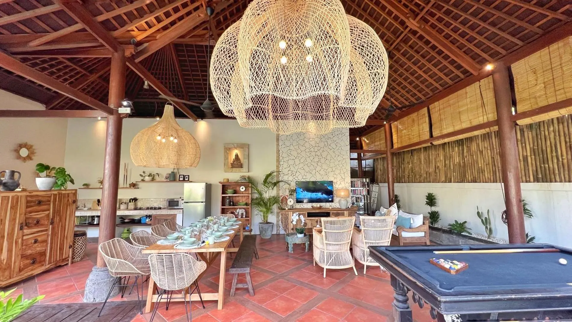 Villa Nicole 5Br Paradise, Quiet Area In Central Oberoi Seminyak Индонезия