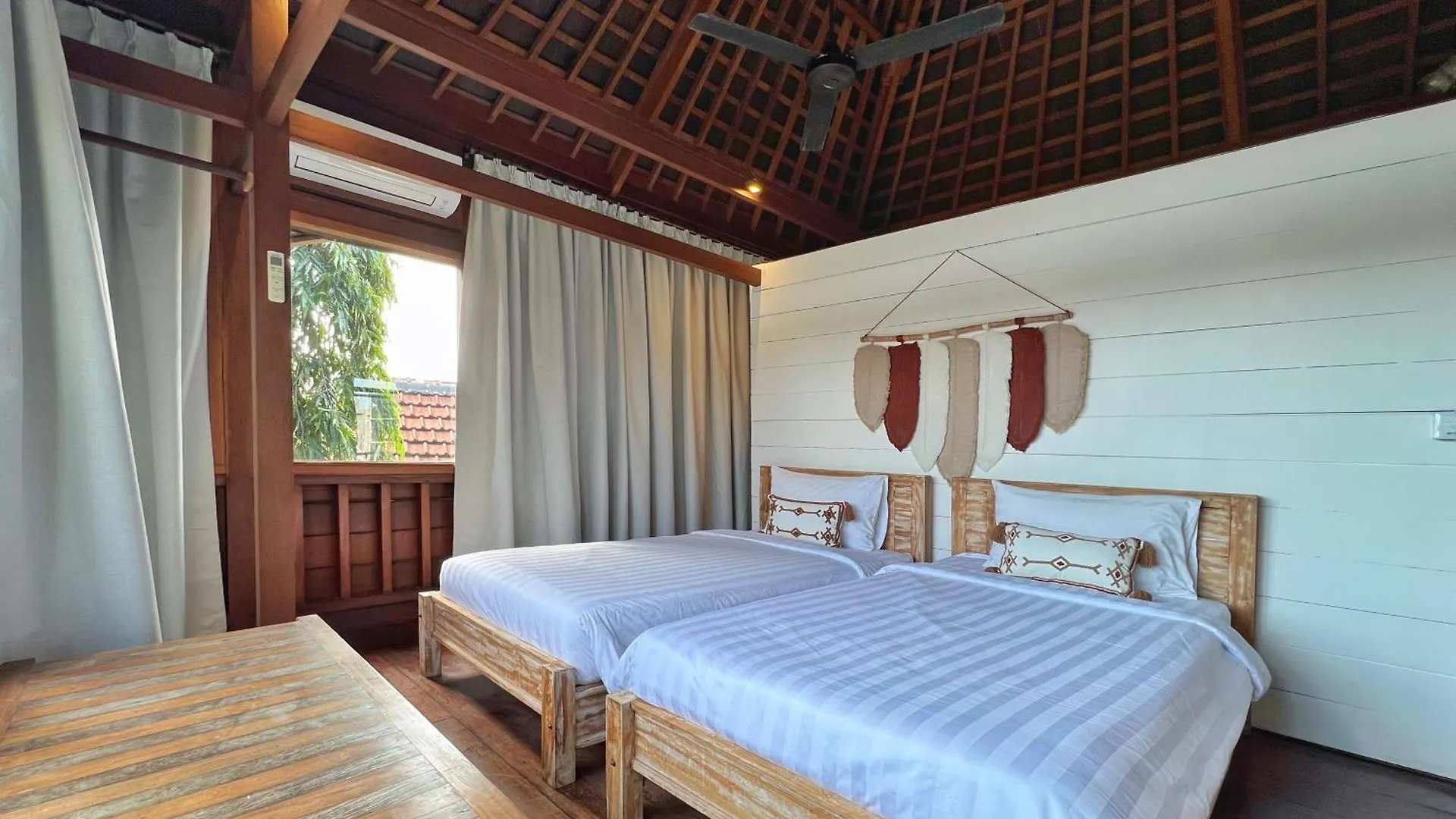 Villa Nicole 5Br Paradise, Quiet Area In Central Oberoi Seminyak Семиньяк