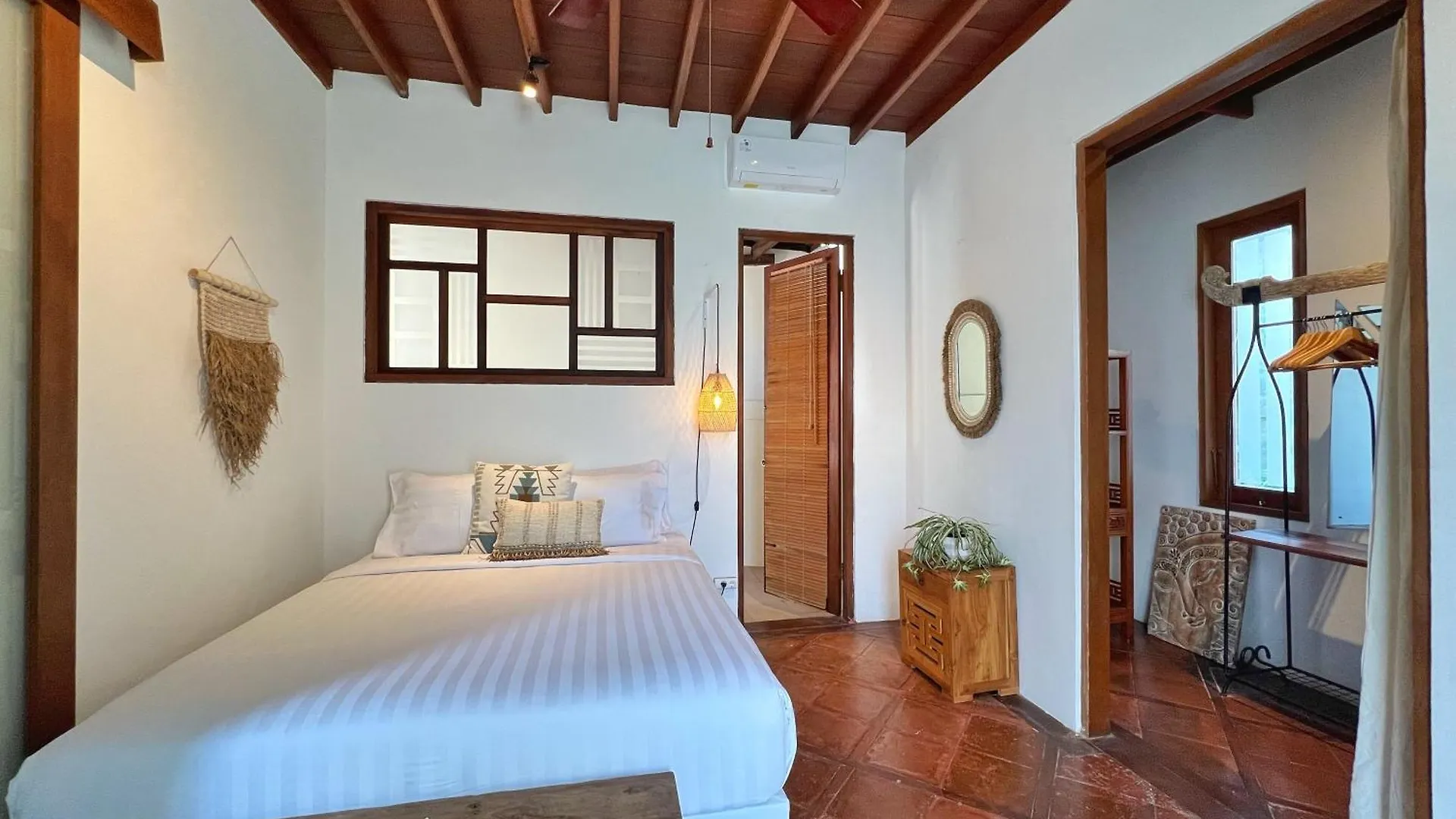 Villa Nicole 5Br Paradise, Quiet Area In Central Oberoi Seminyak Индонезия